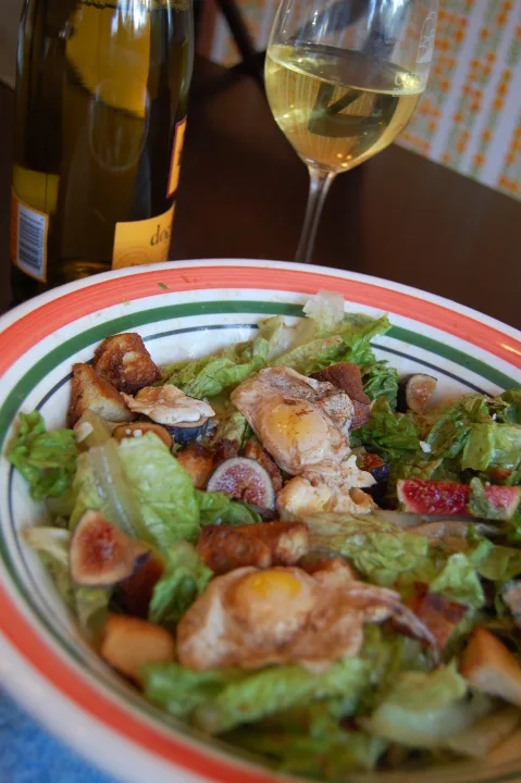 savvyhousekeeping bistro salad quail eggs