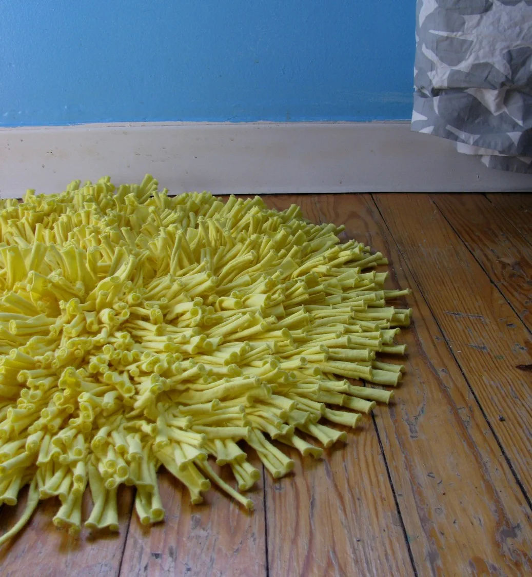 savvyhousekeeping t-shirt teeshirt to rug