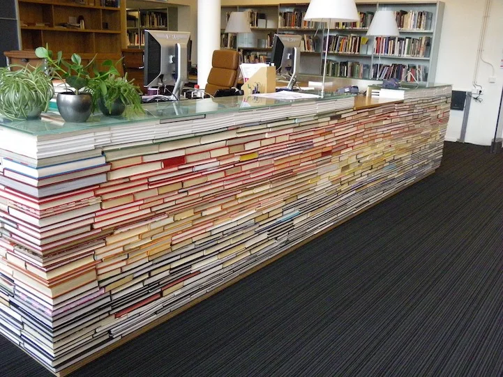 savvyhousekeeping library desk from recycled books