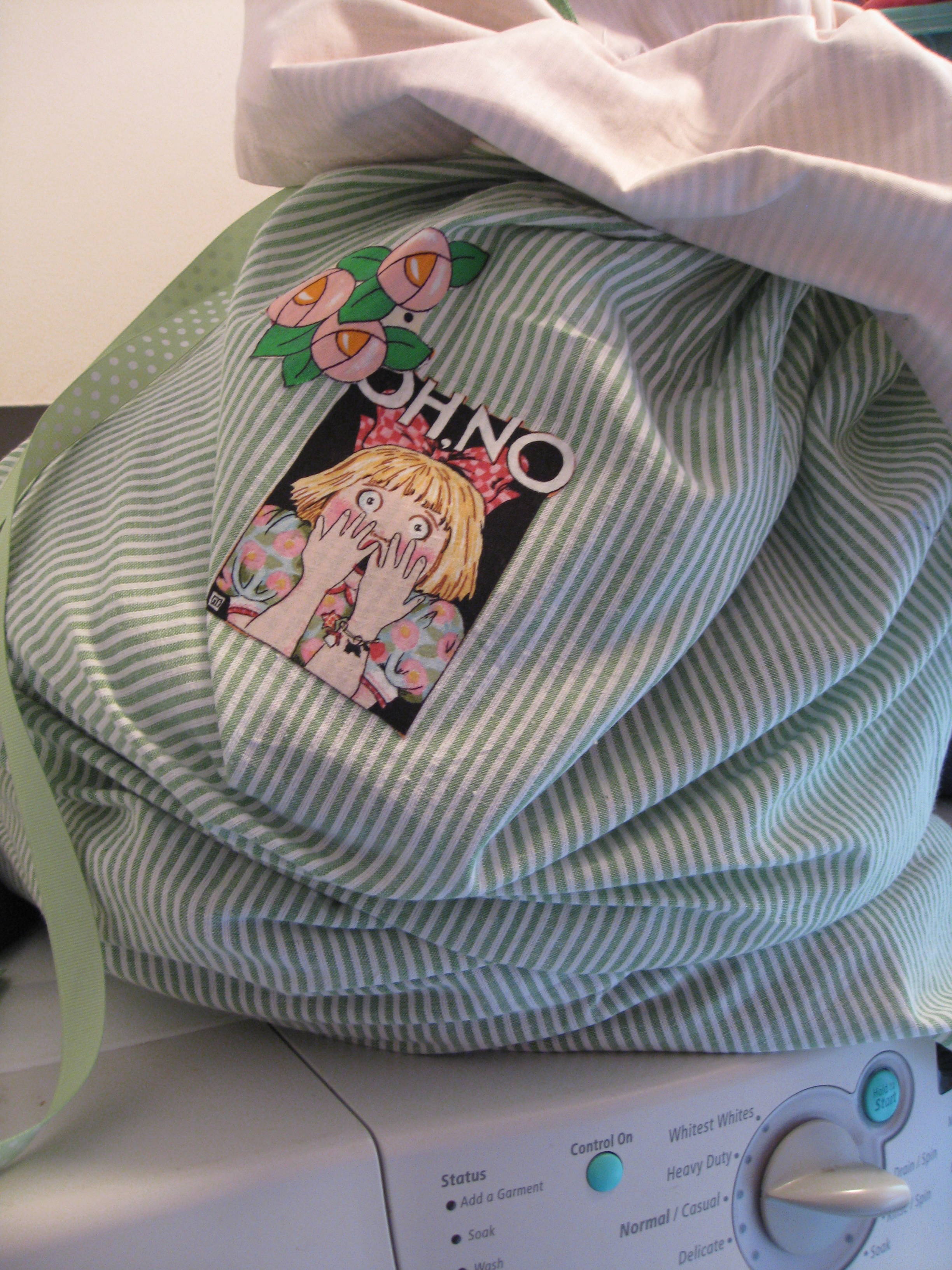 Savvy Housekeeping » 10 Ways To Reuse An Old Bed Sheet