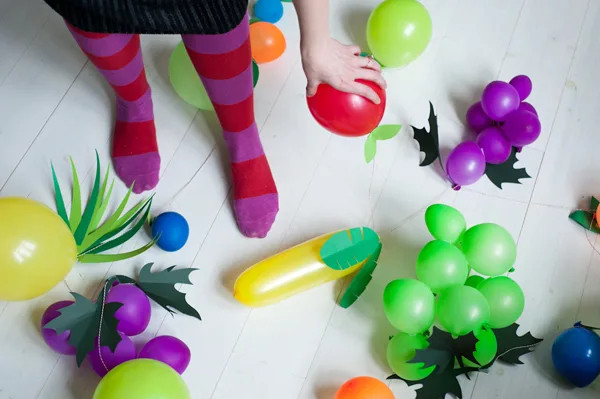 DIY-FRUIT-BALLOONS2