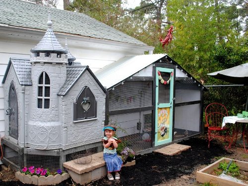 Savvy Housekeeping » From Playhouse To Chicken Coop