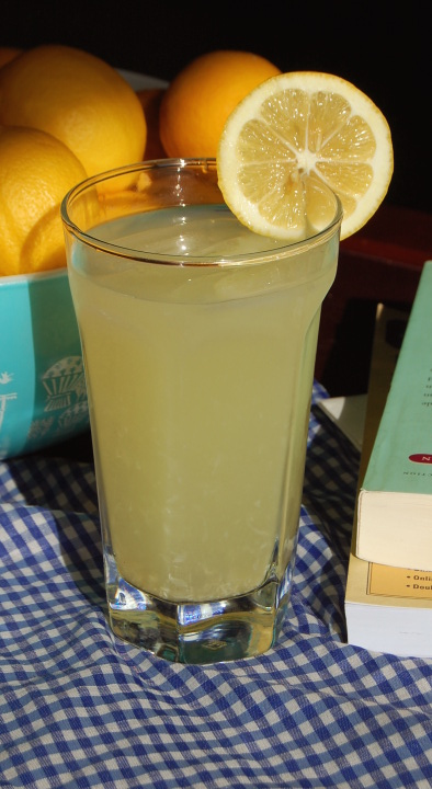 savvyhousekeeping five things to do with lemons bars meringue limoncello lemonade pudding