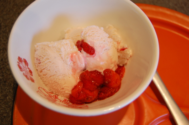 savvyhousekeeping homemade italian strawberry soda