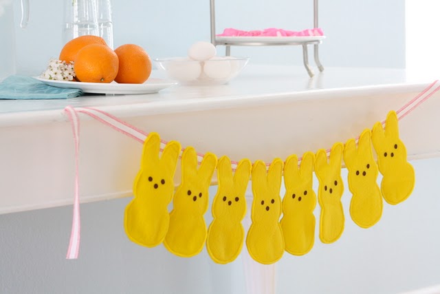 savvyhousekeeping decorate baby shower easter peeps bunny bunting