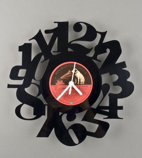 savvyhousekeeping turning recycling old vinyle records to wall clocks what to do with
