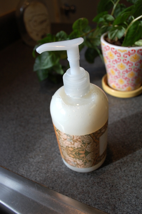 savvyhouskeeping how to turn a bar of soap into liquid hand soap